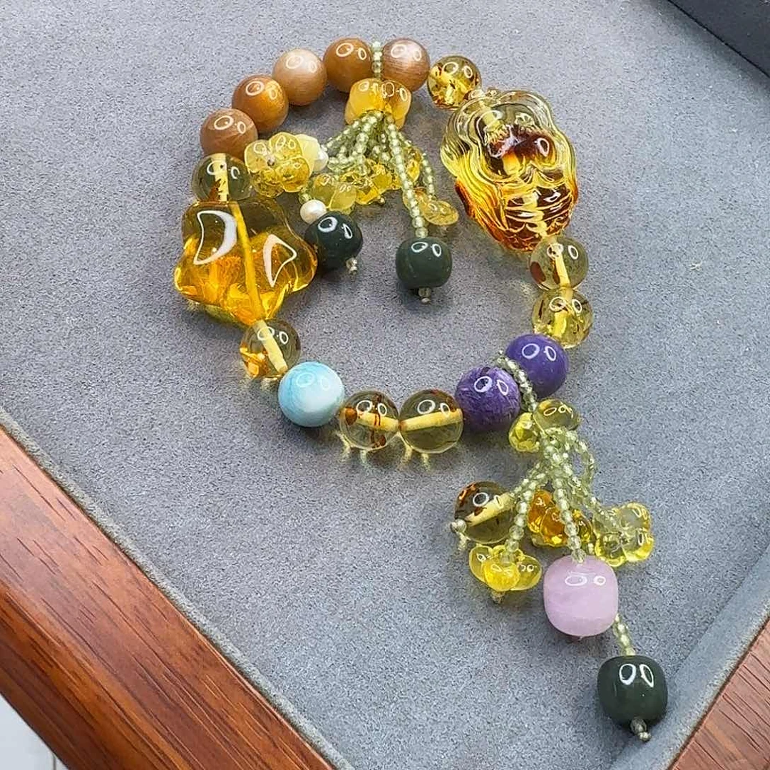 琥珀颈饰未镶嵌琥珀手串