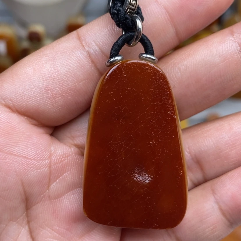 【闪购商品】琥珀颈饰未镶嵌