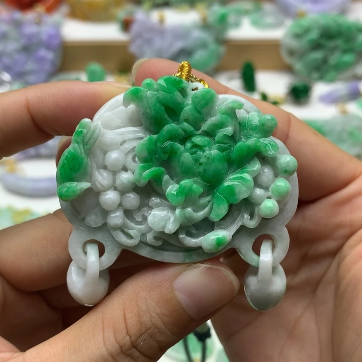 颈饰未镶嵌翡翠翡翠