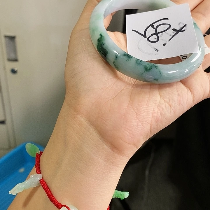 【闪购商品】未镶嵌手镯翡翠