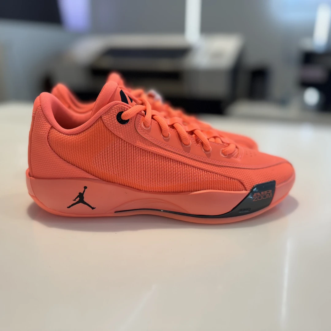 NIKE耐克乔丹男子JORDAN LUKA .77 PF玩球穿搭篮球鞋HF0819-800