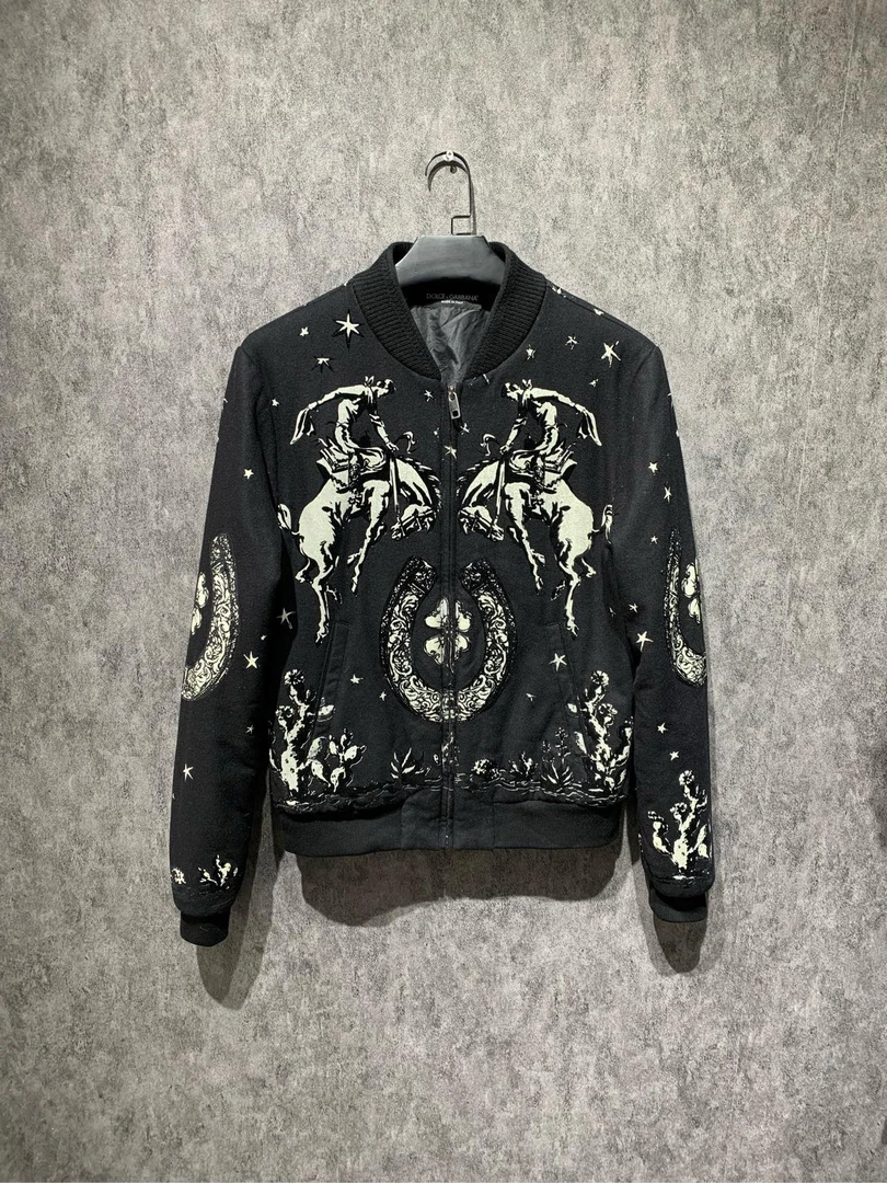 99新  【DG】满印图腾棒球棉夹克/48码 /Y10420910