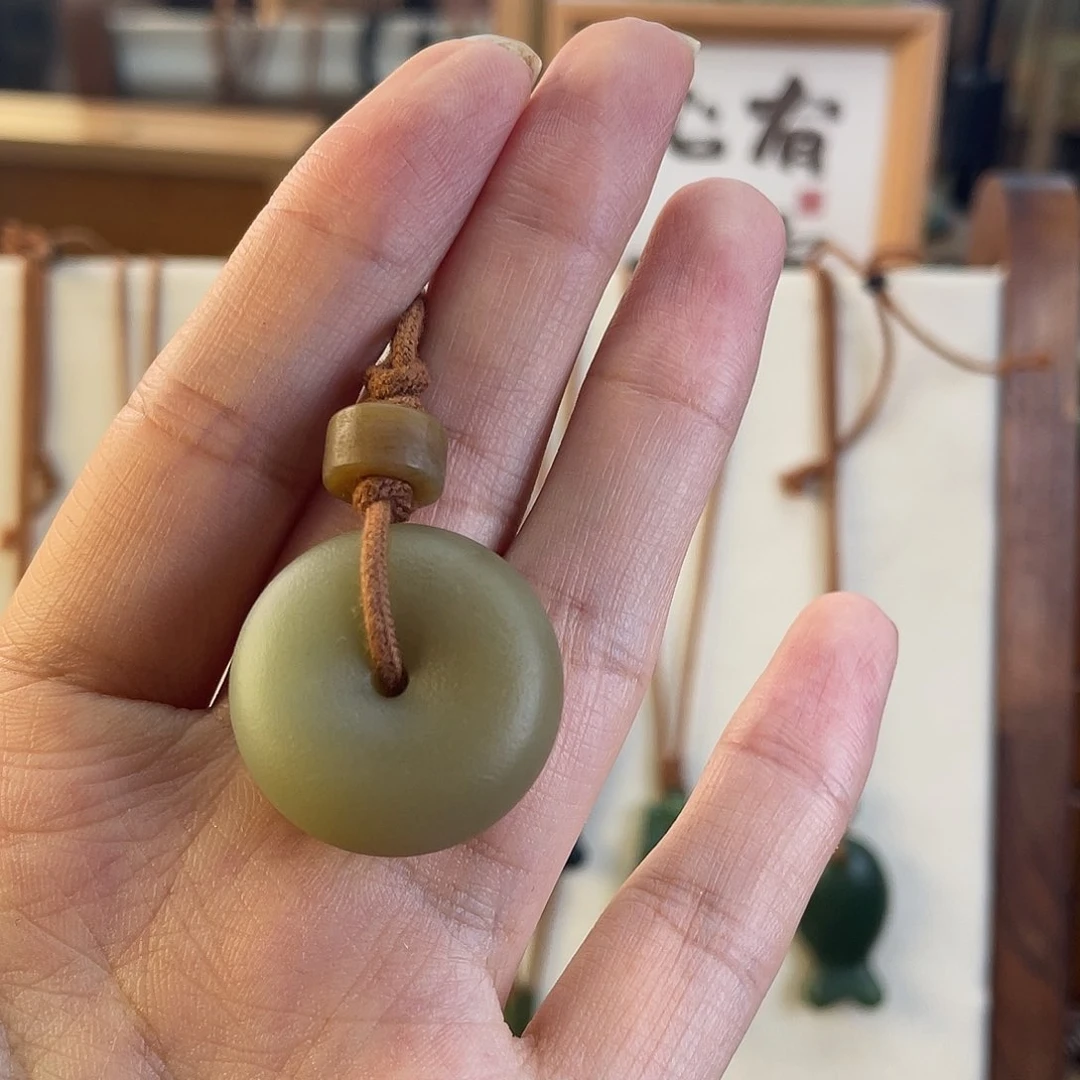 【闪购商品】手链未镶嵌和田玉
