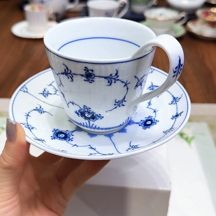 瓷片杯子杯子杯子水杯杯子水杯水杯