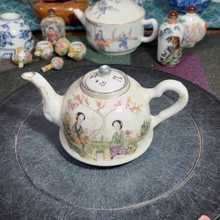 摆件桃花美女小茶壶