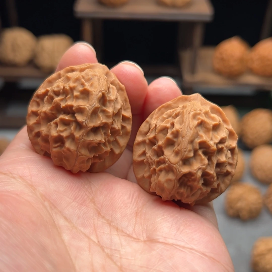 桃核把件龙鳞纹36.38.38