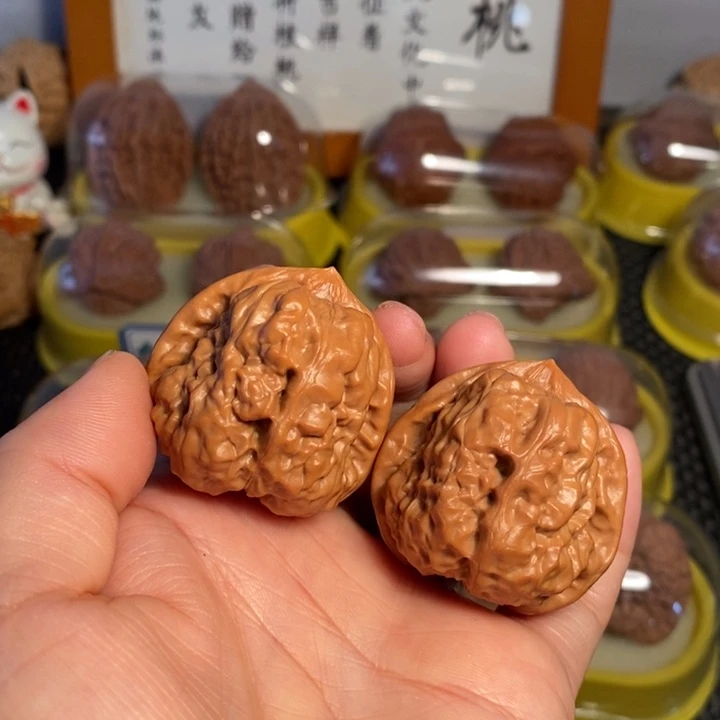 文玩核桃把件39蛤蟆头
