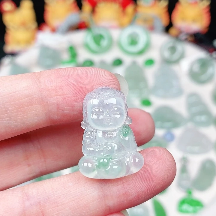翡翠未镶嵌颈饰缅甸天然A货翡翠