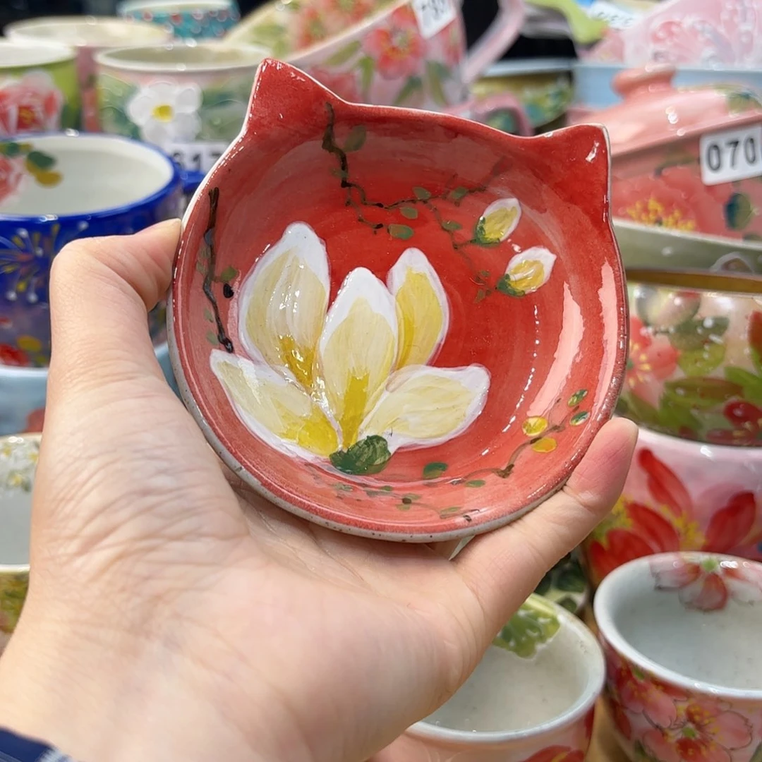 瓷片兔兔盖茨。兔兔