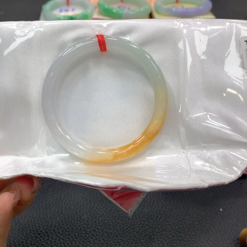 【闪购商品】翡翠手镯未镶嵌英****基翡翠