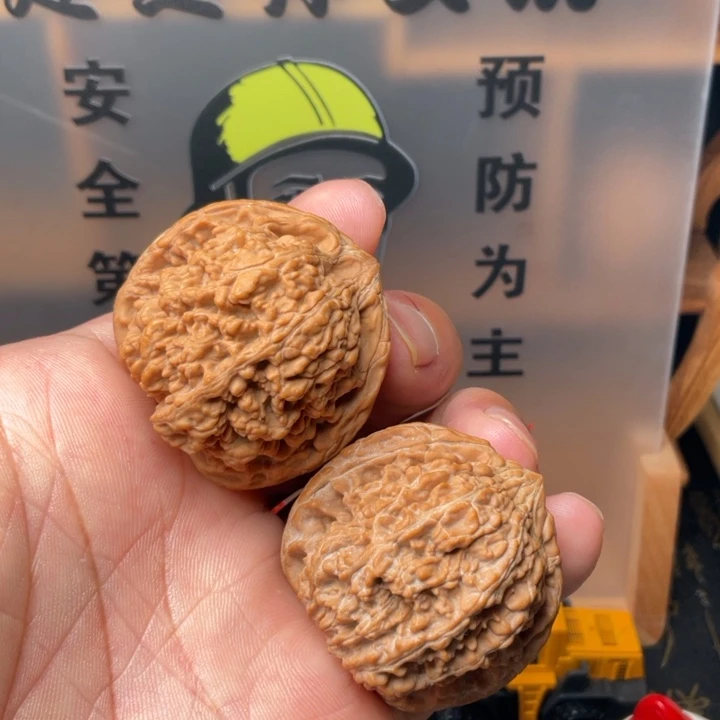 文玩核桃吊坠满天星39全品色差福利练手对