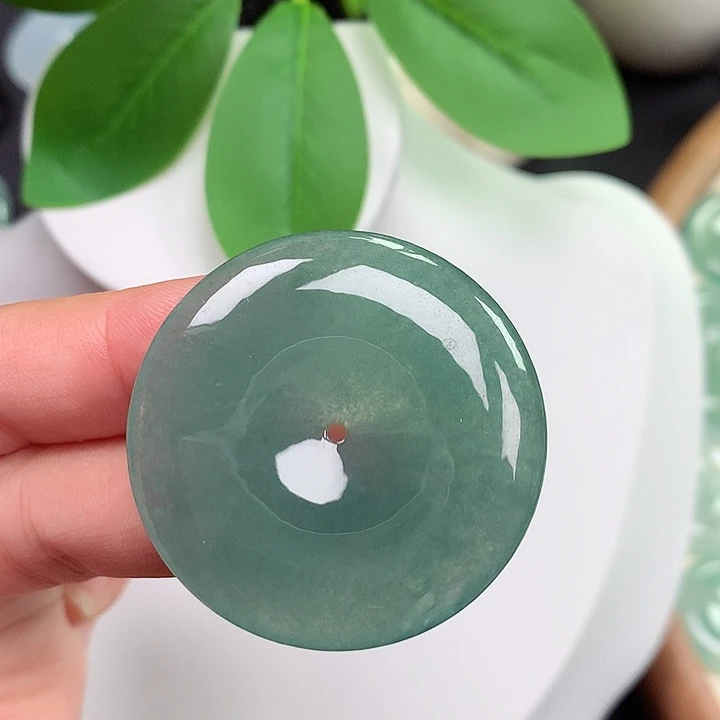 颈饰未镶嵌翡翠平安扣 38x5.6mm