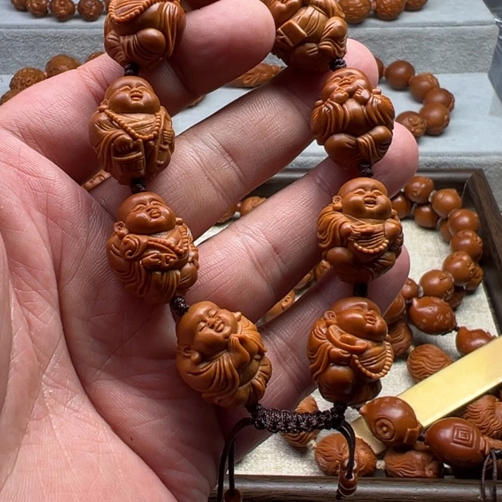 鑫***意手串橄榄核橄榄核雕工艺制作