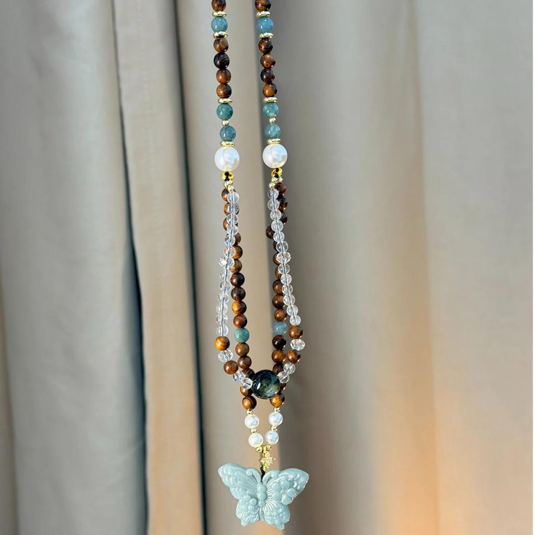 【】翡翠蝴蝶吊坠+绿锂云母女款水晶项链