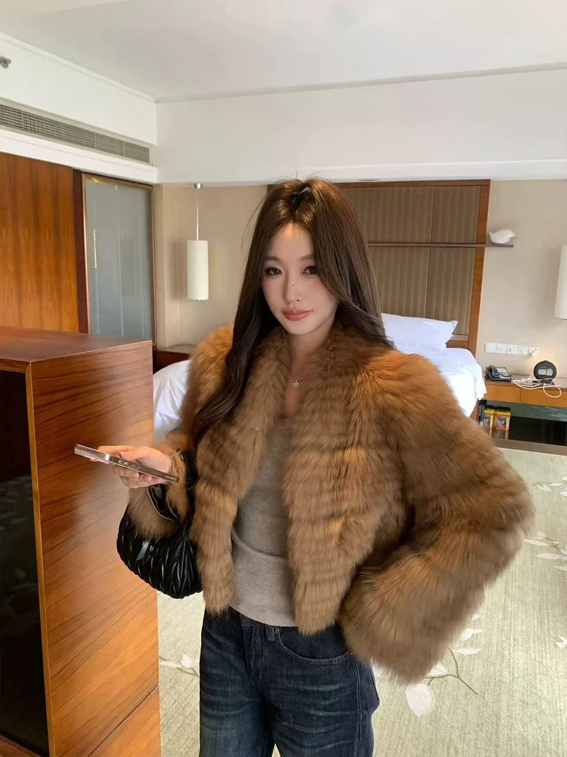 2025秋冬新款高级感车条双色狐狸毛休闲气质女短外套