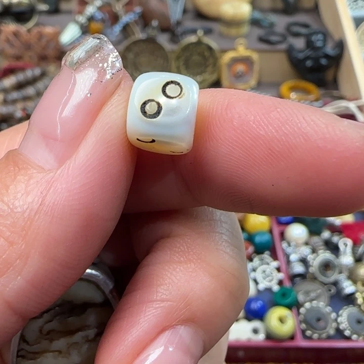 l**。藏传老物件配饰一个