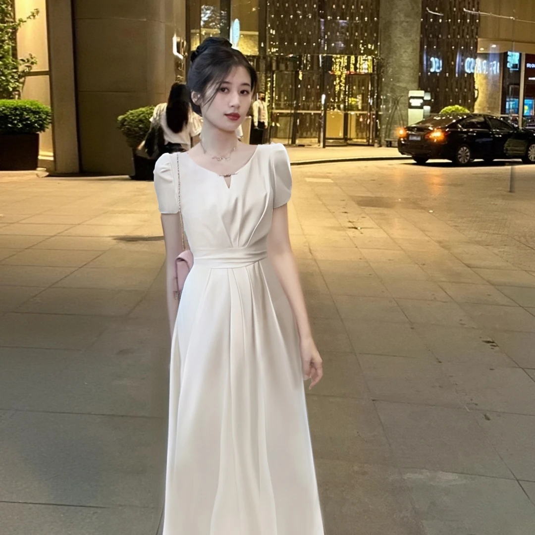 2025夏季新气质百搭长裙女收腰显瘦赫本风连衣裙D1467