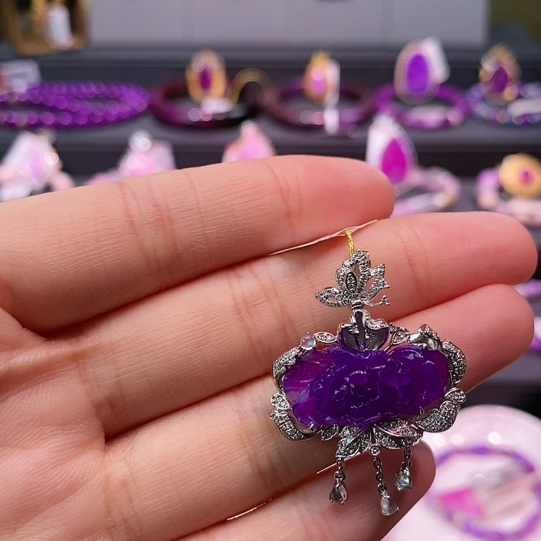 苏纪石（舒俱来）18K金镶嵌吊坠(不含链)