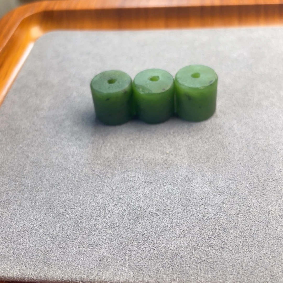 小****和田玉未镶嵌吊坠(不含链)