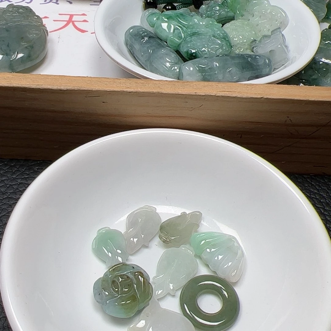 【闪购商品】翡翠手链未镶嵌用****1