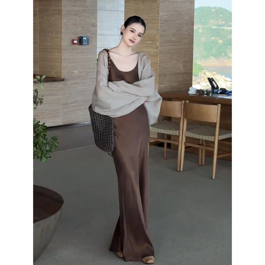 清冷艺术感穿搭轻奢高级感巨好看禅意风醋酸缎面吊带连衣裙套装夏