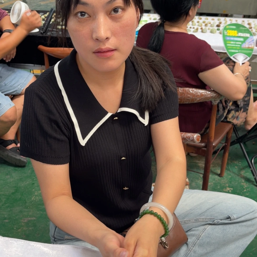 和田玉（糖玉）手镯未镶嵌