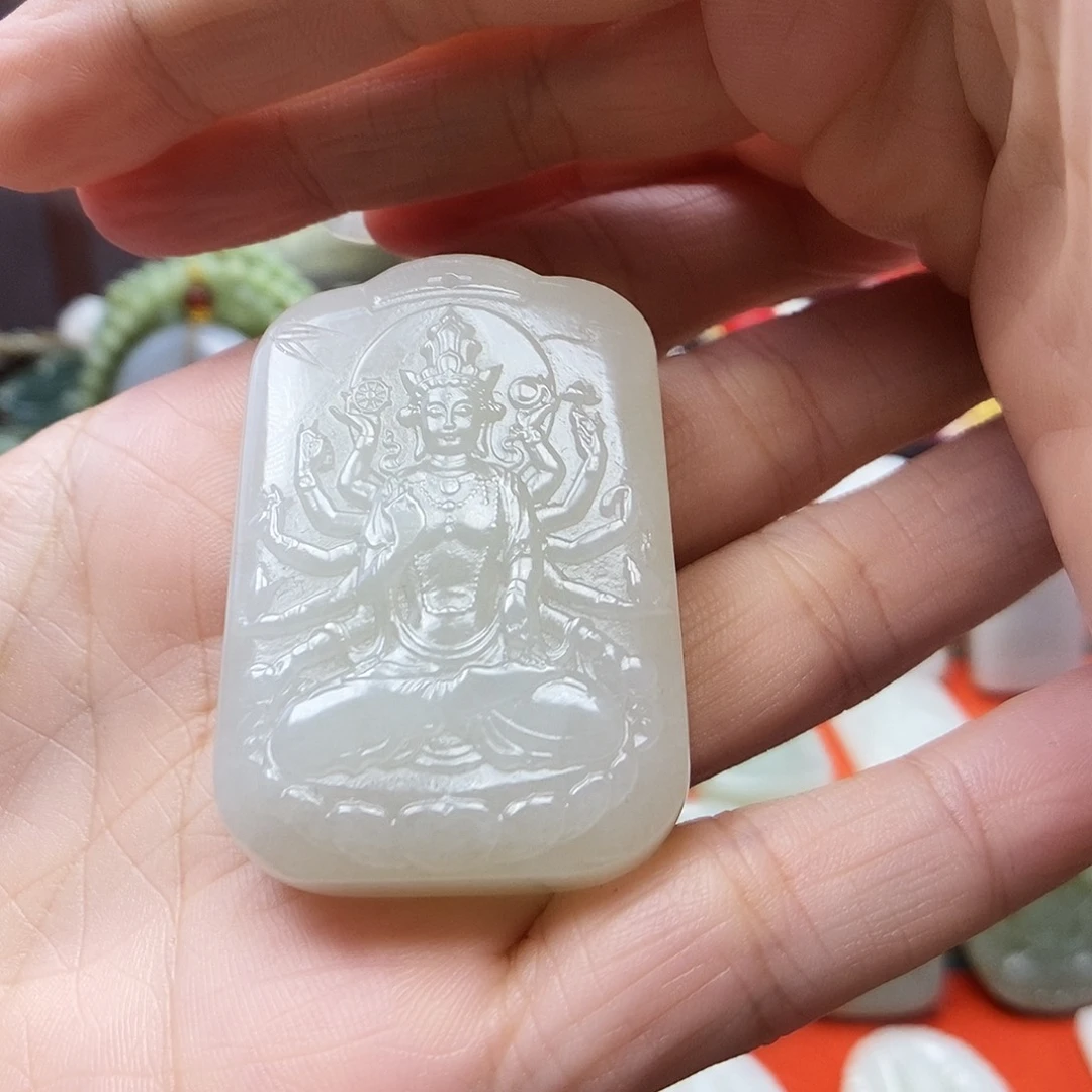 半***兮和田玉未镶嵌颈饰