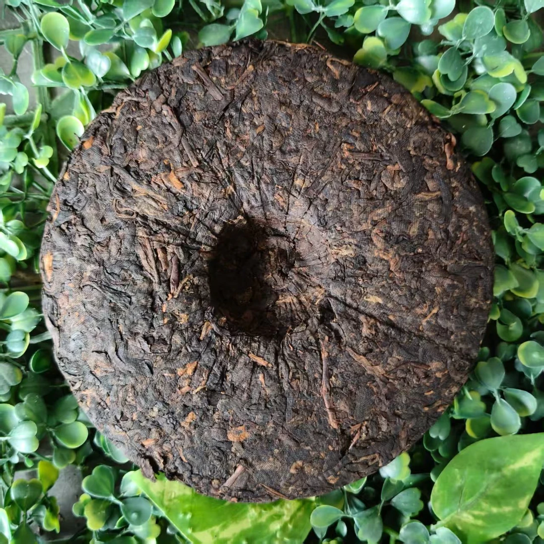 雨腾妹夫 “天J八大S迹”紫芽X根200g/饼 熟茶（7月1）