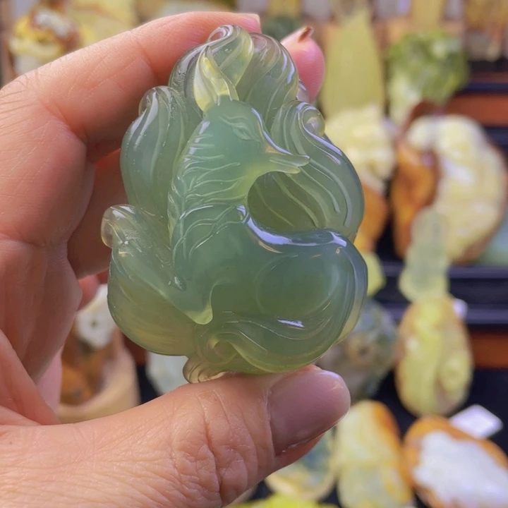 未镶嵌蛇纹石玉颈饰