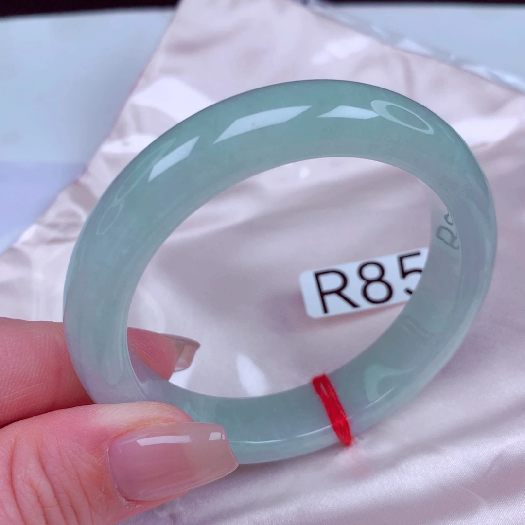 翡翠未镶嵌手镯手镯