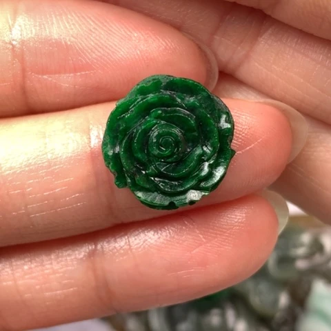 定制翡翠未镶嵌紫**月翡翠