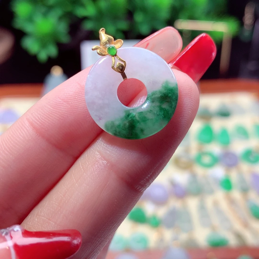 翡翠吊坠(不含链)18K金镶嵌