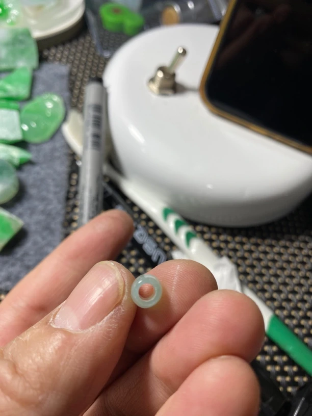 翡翠桶珠翡翠桶珠