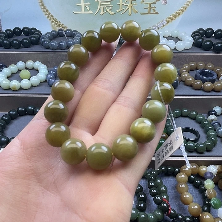 和田玉未镶嵌手串