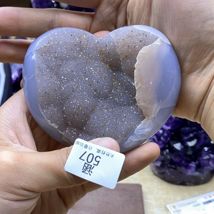 未镶嵌紫晶大型摆件（非配饰）时***。