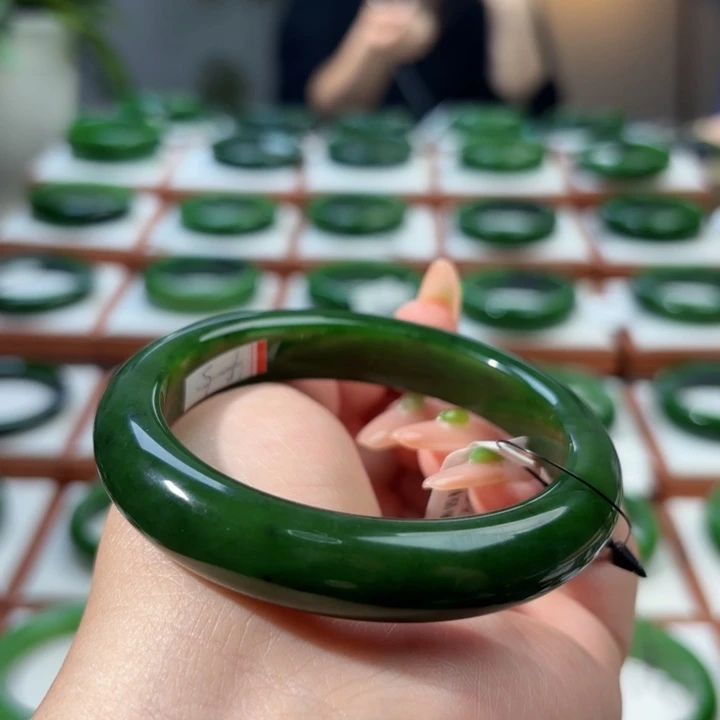 未镶嵌手镯和田玉58-59