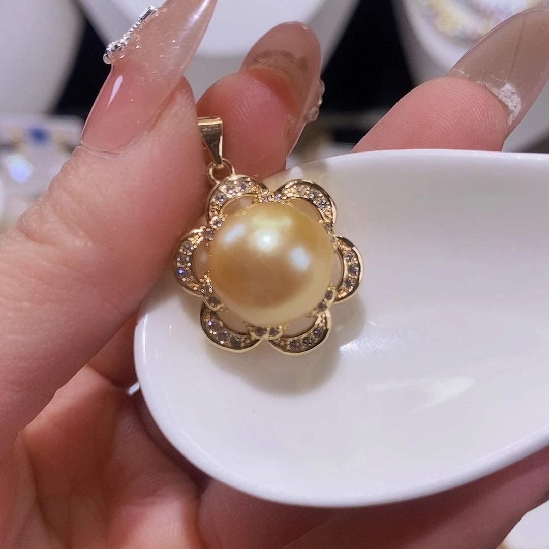 淡水珍珠颈饰合金