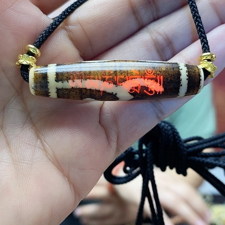 玛瑙/玉髓合金颈饰