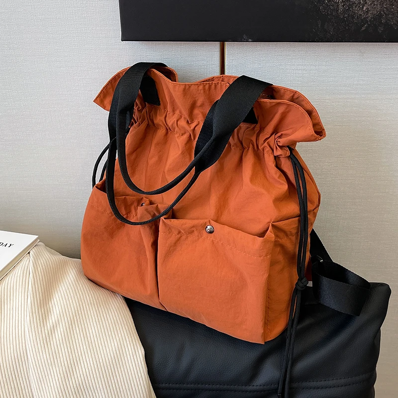 潮流休闲尼龙布托特包女2024冬季韩版大容量时尚百搭单肩包高级感