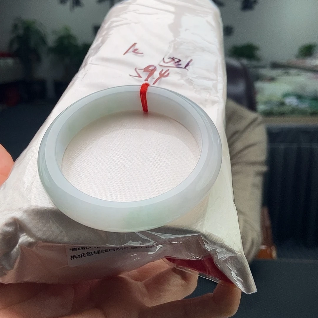 翡翠未镶嵌手镯拍一发一