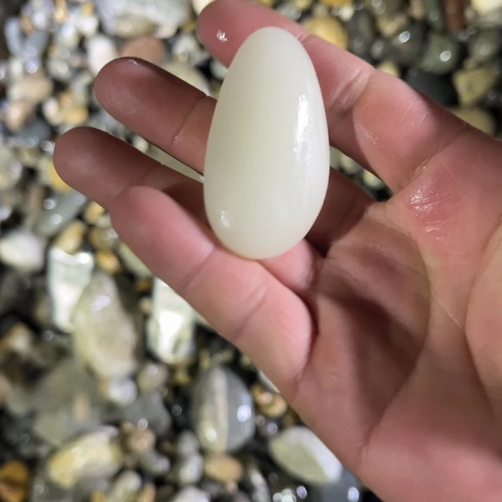 未镶嵌和田玉（糖玉）珠宝奇石