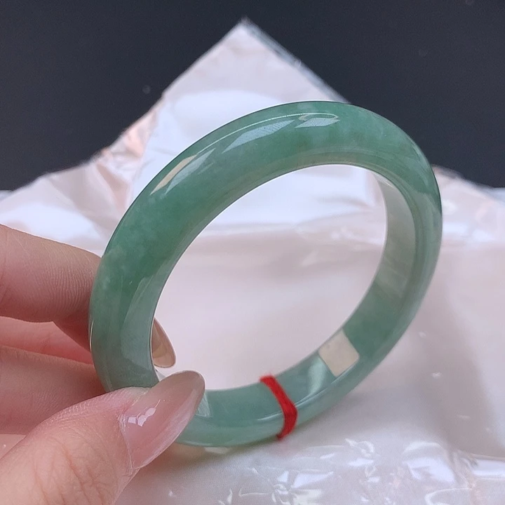 翡翠未镶嵌手镯55