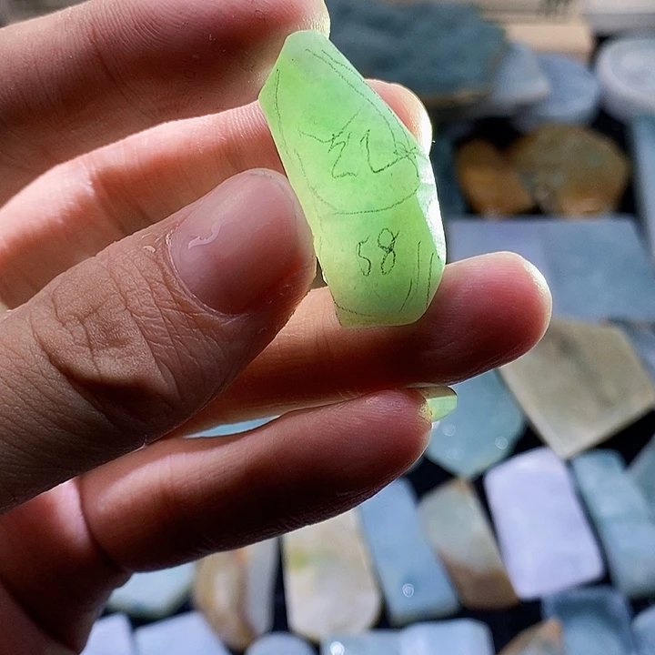 未镶嵌定制翡翠翡翠