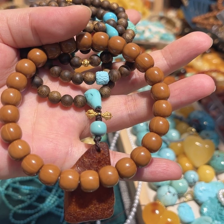 丽***吖猴头核桃吊坠在这样