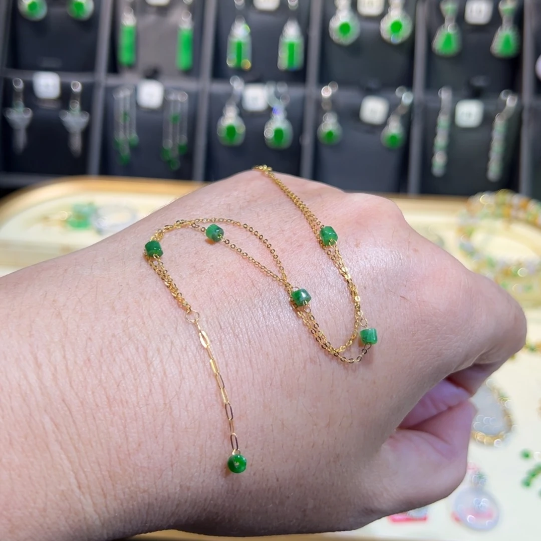 颈饰18K金镶嵌翡翠手链