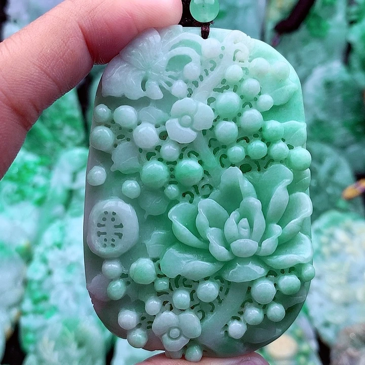 翡翠吊坠(不含链)未镶嵌