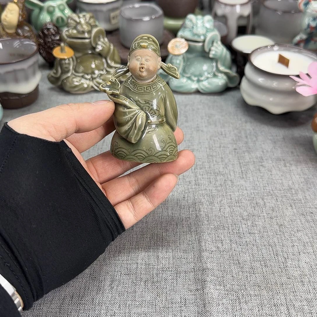 女***班茶器黄先生 正在直播