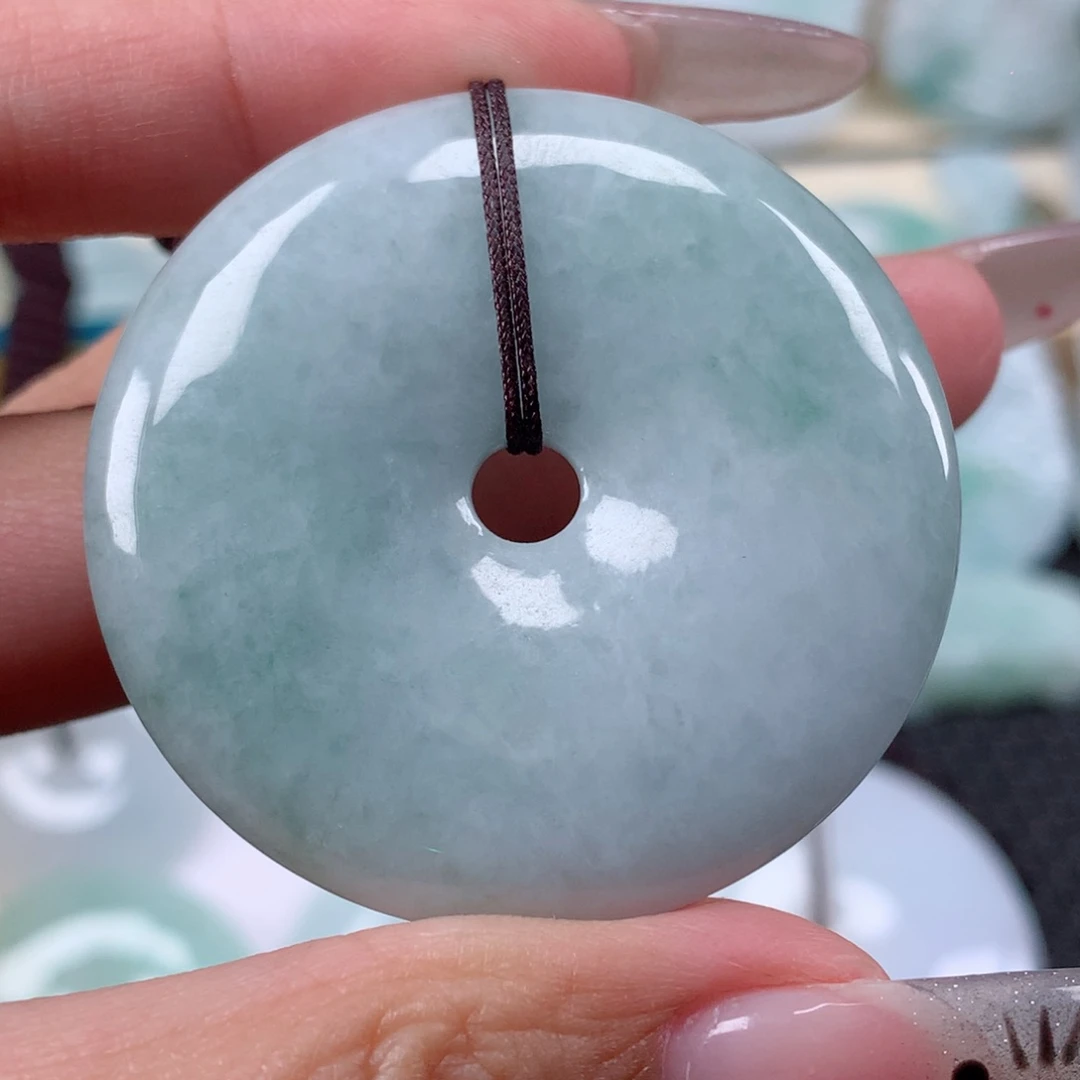 翡翠未镶嵌颈饰平安扣吊坠