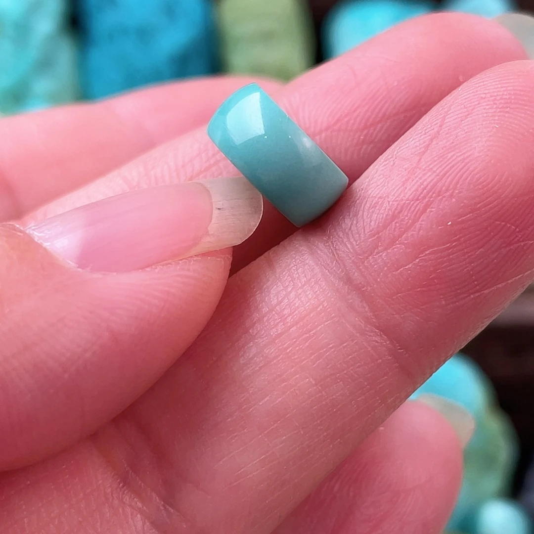 刘***、绿松石未镶嵌平安扣