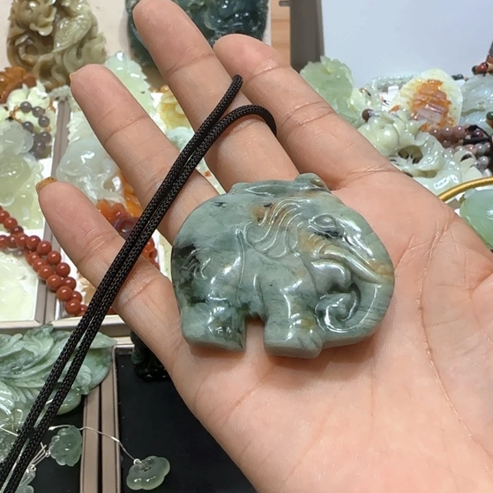 蛇纹石玉未镶嵌吊坠欣*